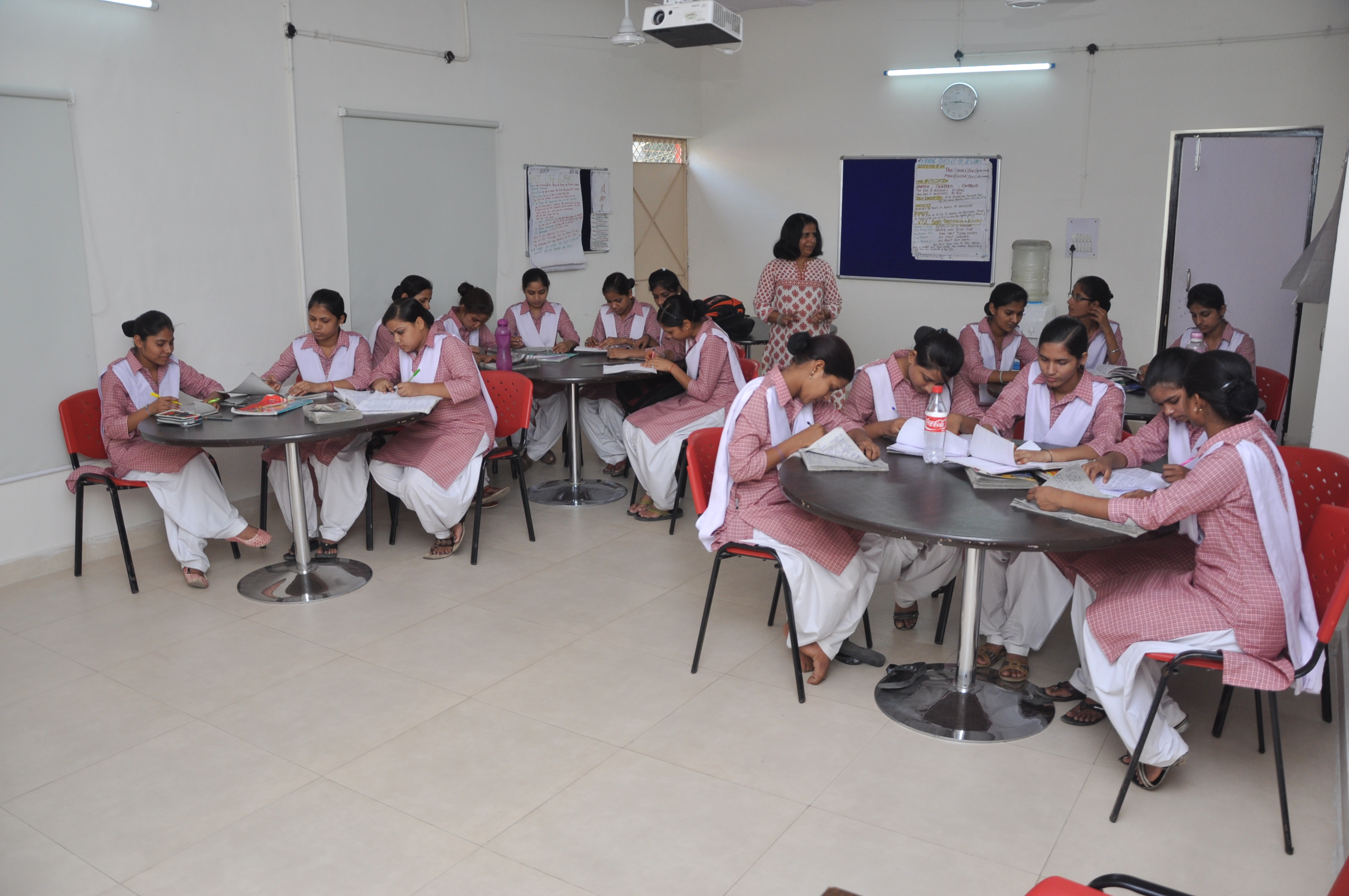 A teacher’s role is to facilitate students to take a lead in their own learning. INDIA (c)SCEH