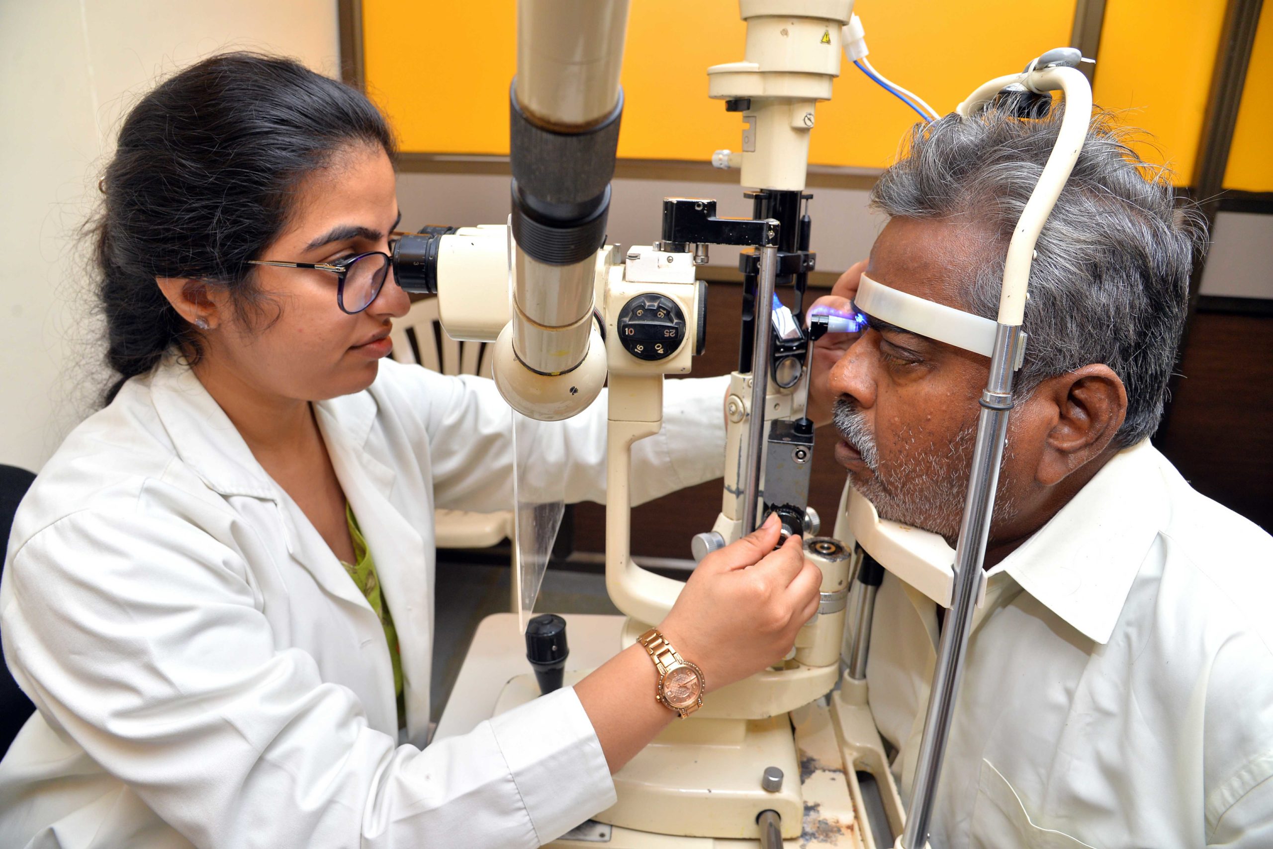 Screening for glaucoma, Madurai. India. PC ARAVIND EYE CARE SYSTEM