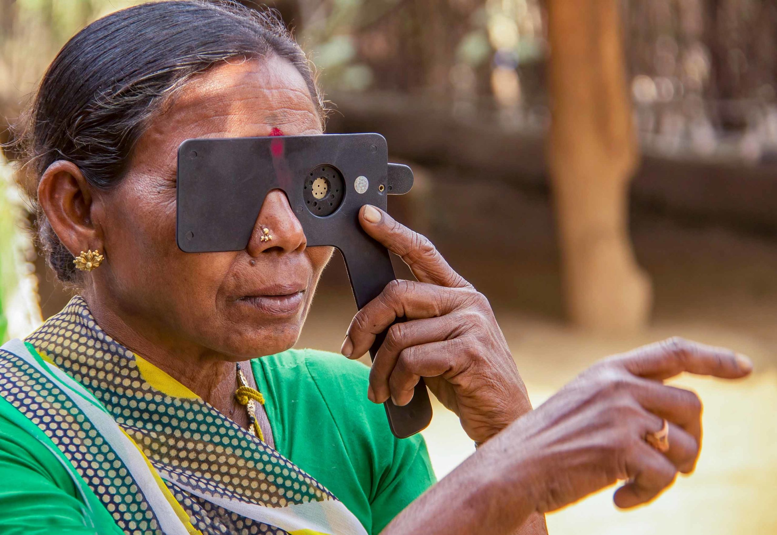 A patient responding to a vision chart, India. (Photo: Sri Marmamula CC BY-NC 4.0)